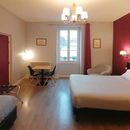 Hotel Le Dormeux Mehun-sur-Yevre Екстер'єр фото