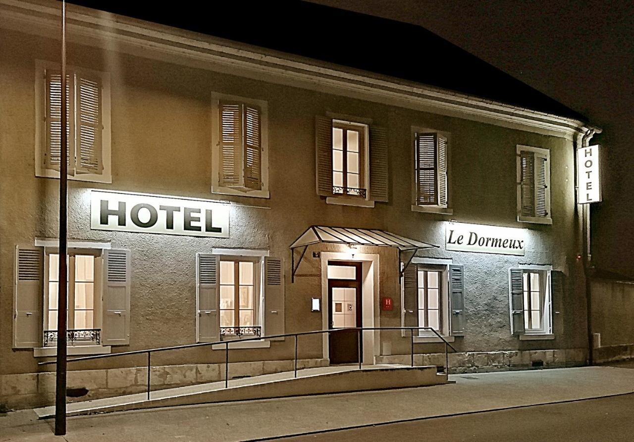 Hotel Le Dormeux Mehun-sur-Yevre Екстер'єр фото