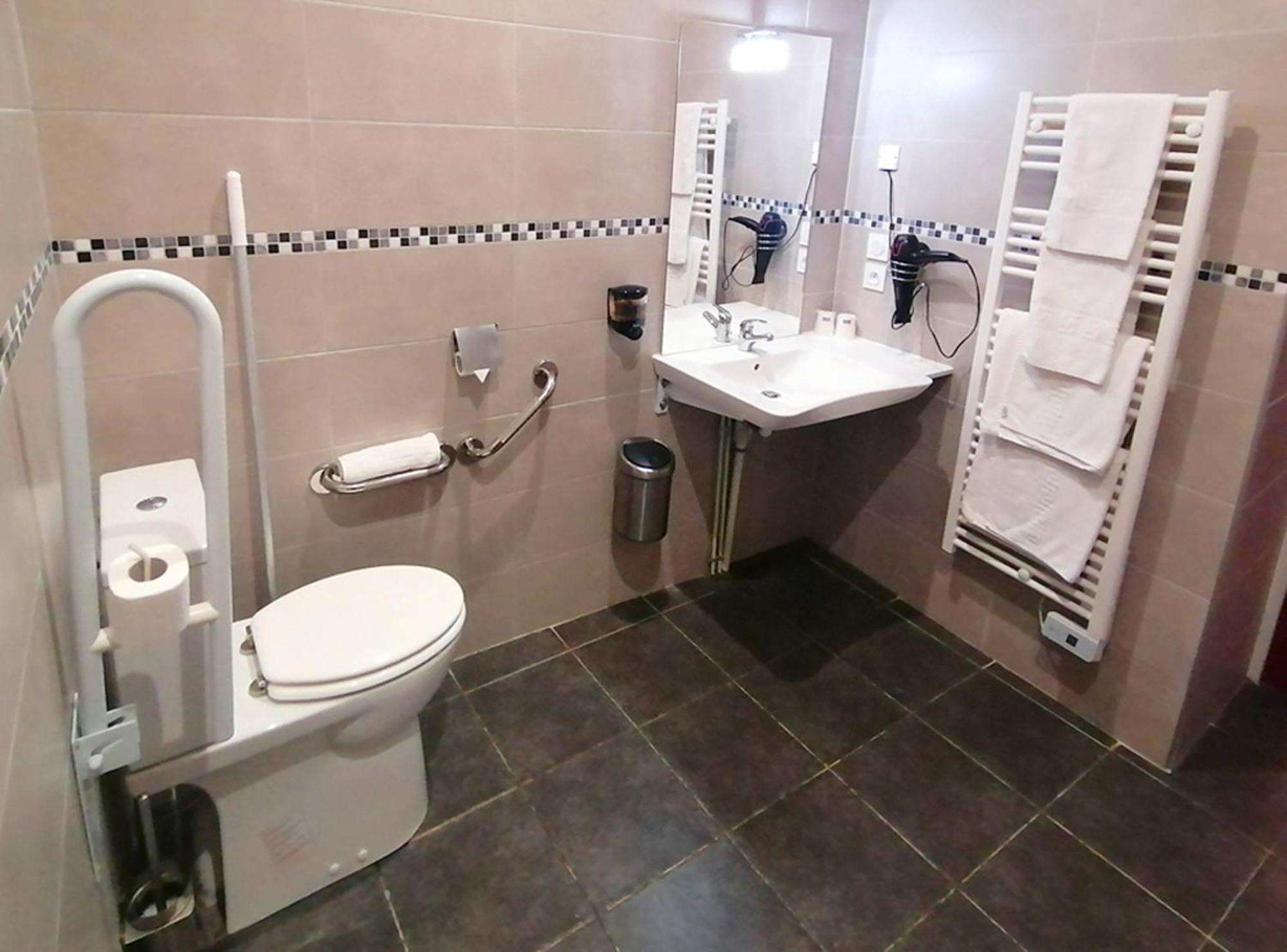 Hotel Le Dormeux Mehun-sur-Yevre Екстер'єр фото