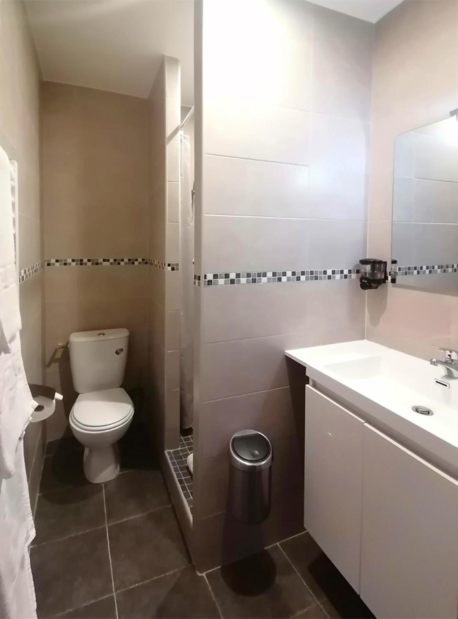 Hotel Le Dormeux Mehun-sur-Yevre Екстер'єр фото